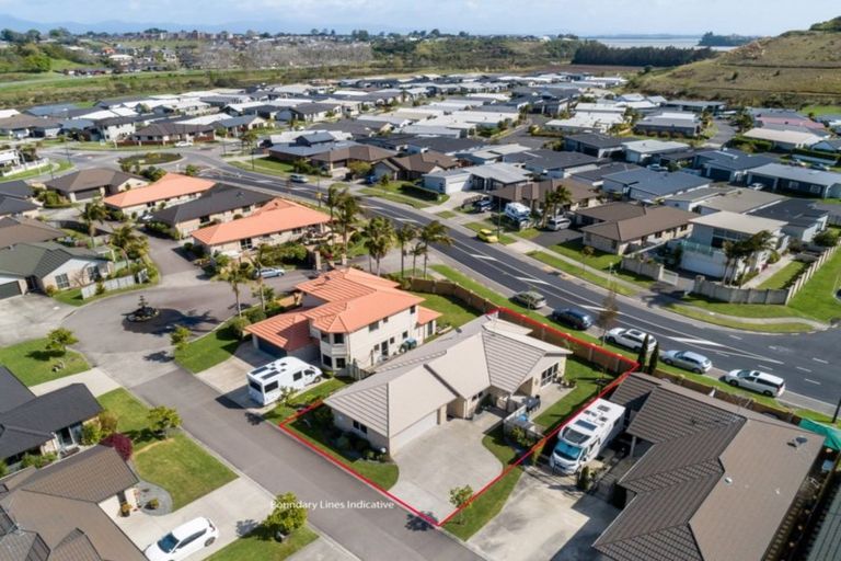 Photo of property in 2/100 Millers Road, Brookfield, Tauranga, 3110