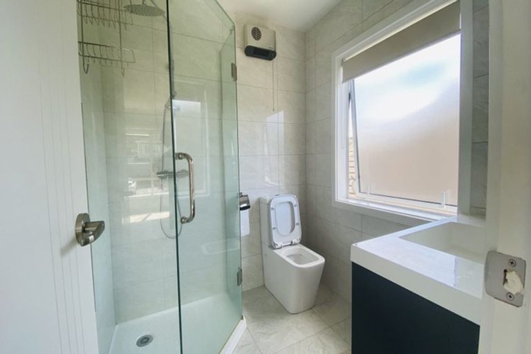 Photo of property in 30 Madison Terrace, Silverdale, 0932