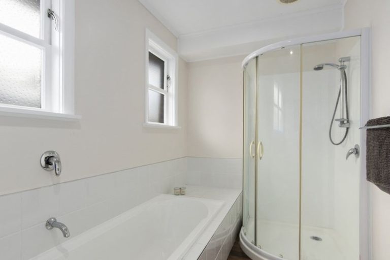 Photo of property in 251 Fergusson Drive, Heretaunga, Upper Hutt, 5018