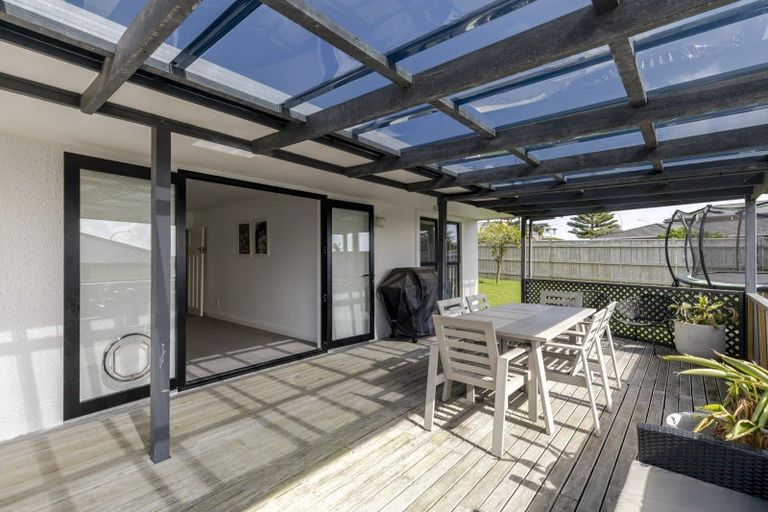 Photo of property in 105 Parklands Avenue, Bell Block, New Plymouth, 4312