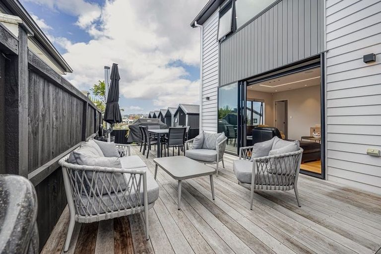 Photo of property in 5 Keel Street, Long Bay, Auckland, 0630