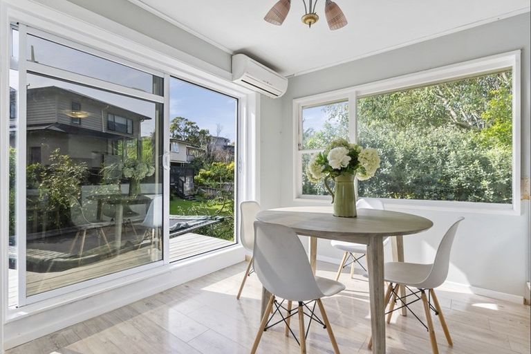 Photo of property in 31a Cockle Bay Road, Cockle Bay, Auckland, 2014