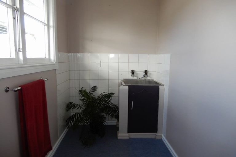 Photo of property in 7 George Street, Eltham, 4322