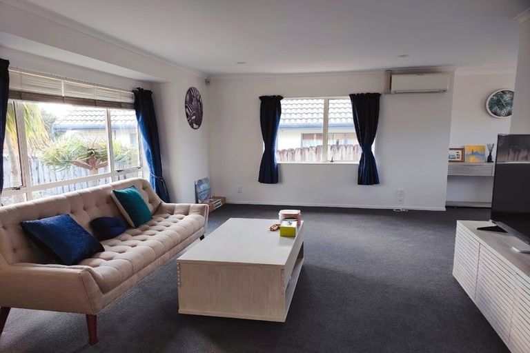 Photo of property in 63 Orangewood Drive, Northpark, Auckland, 2013