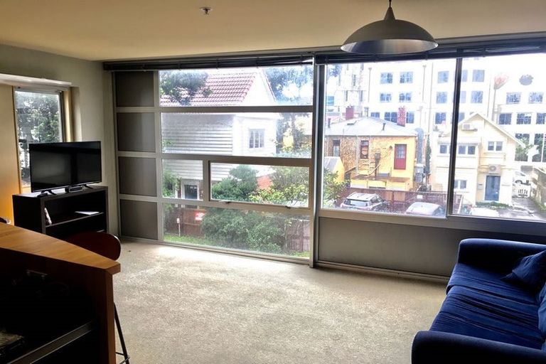 Photo of property in St Pauls Apartments, 57/43 Mulgrave Street, Thorndon, Wellington, 6011