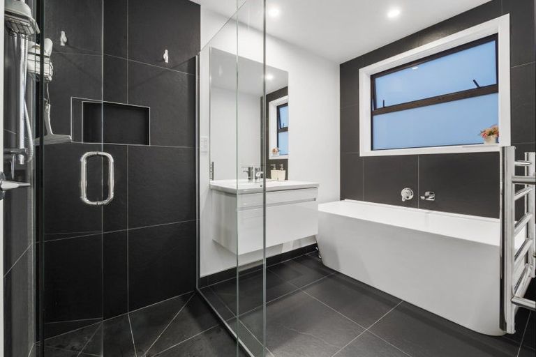 Photo of property in 267 Te Okuroa Drive, Papamoa, 3118