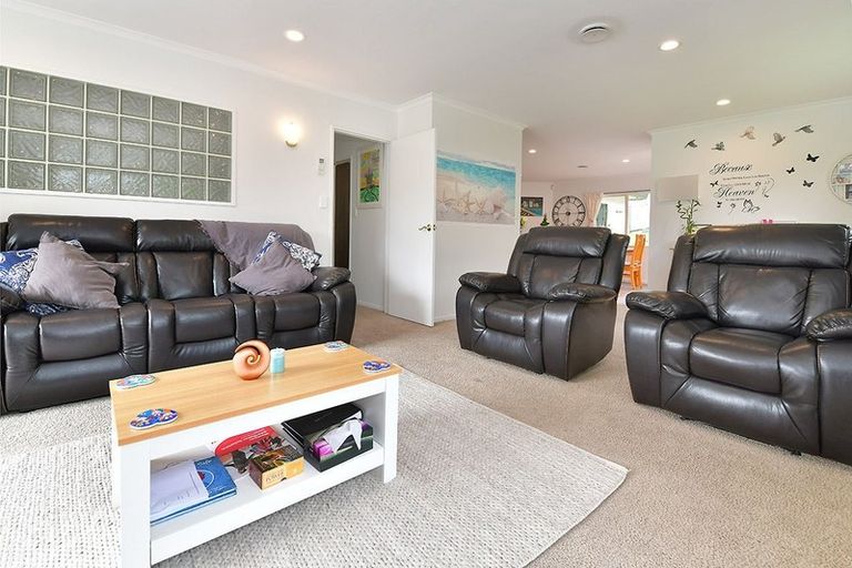 Photo of property in 59 Regency Park Drive, Gulf Harbour, Whangaparaoa, 0930