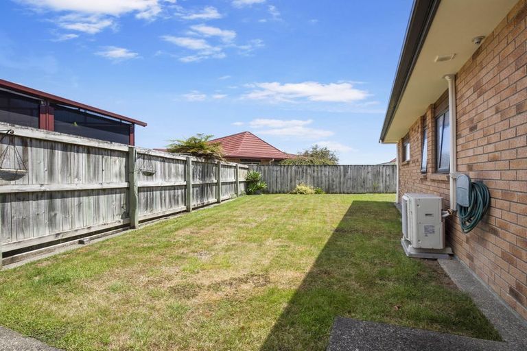 Photo of property in Rangeview Villas, 41/9 Fuller Close, Levin, 5510