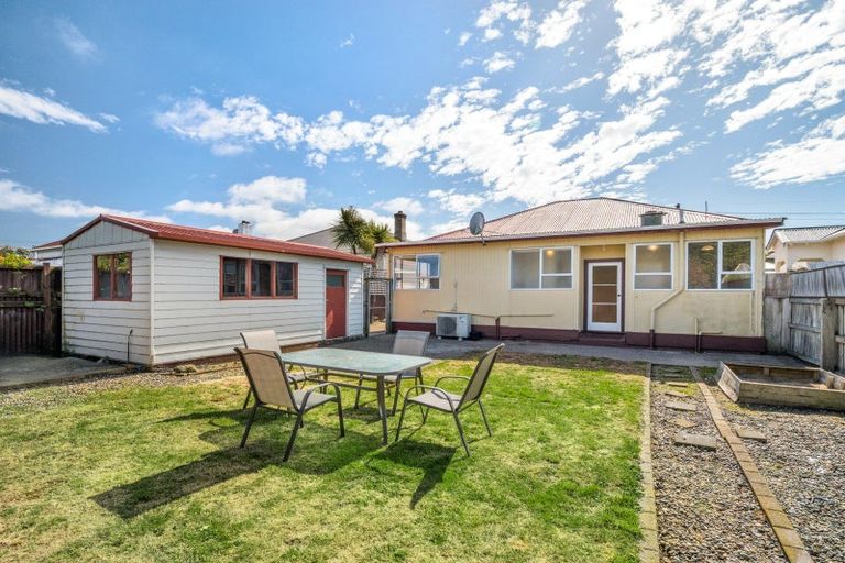 Photo of property in 35 Richmond Street, Forbury, Dunedin, 9012