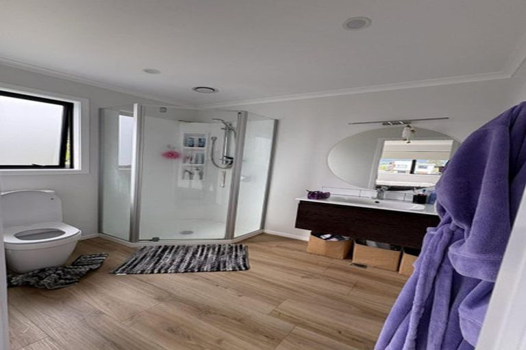 Photo of property in 7 Desert Gold Lane, Wallaceville, Upper Hutt, 5018