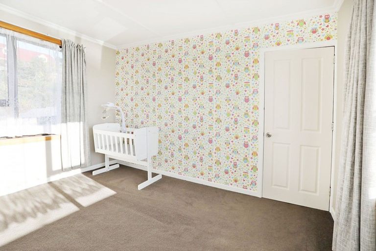 Photo of property in 10 Raymond Street, Bluff, 9814