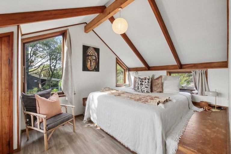 Photo of property in 135 Karewa Parade, Papamoa Beach, Papamoa, 3118