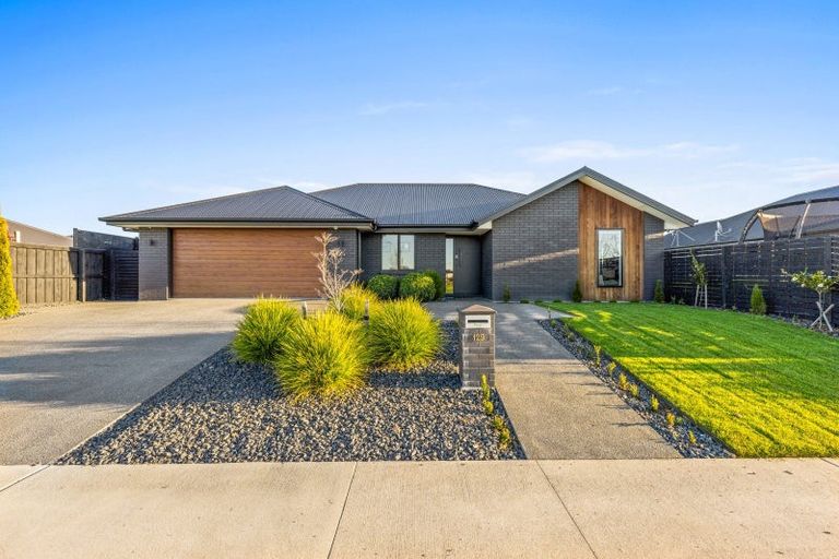 Photo of property in 129 Townsend Road, Rangiora, 7400