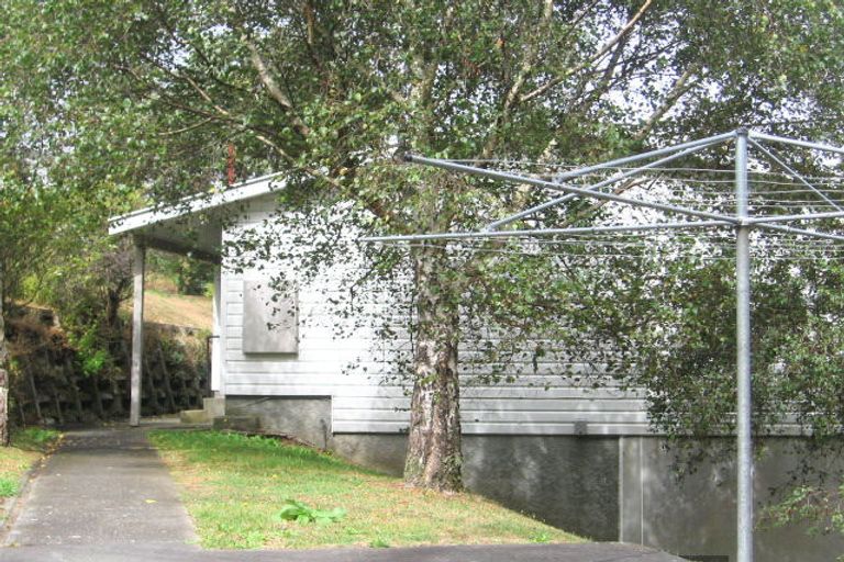 Photo of property in 1 Shropshire Avenue, Wilton, Wellington, 6012