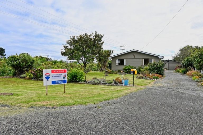 Photo of property in 11 Corbett Street, Hector, 7822