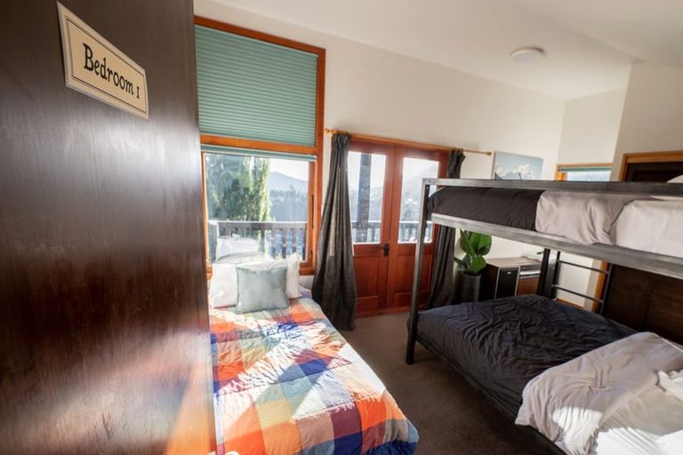 Photo of property in 46 Moonlight Track, Arthurs Point, Queenstown, 9371