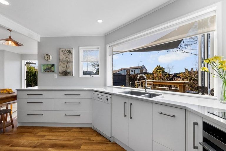 Photo of property in 75 Totara Drive, Pukete, Hamilton, 3200