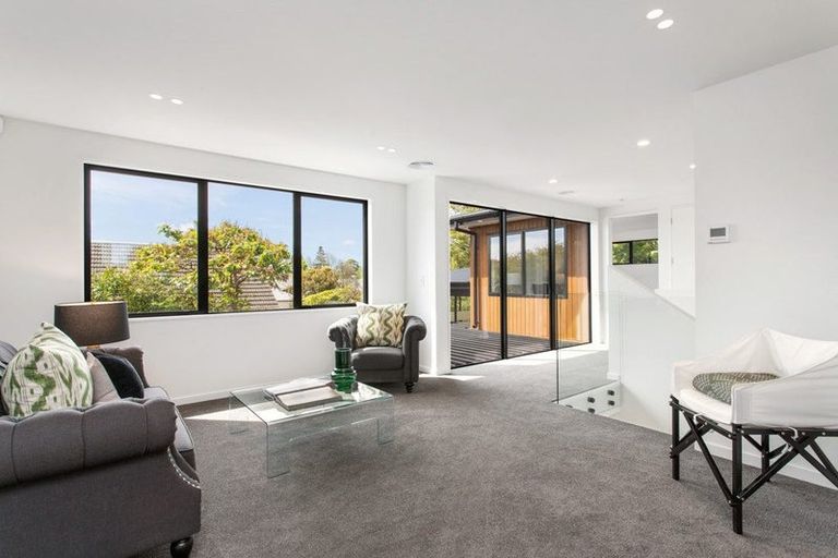 Photo of property in 48 Puriri Street, Riccarton, Christchurch, 8041