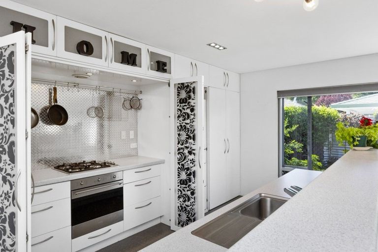 Photo of property in 6 Park Road, Greenmeadows, Napier, 4112