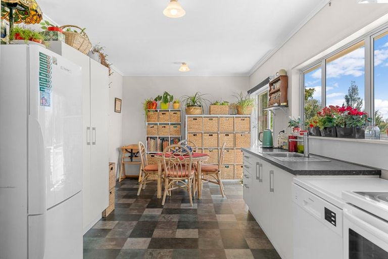 Photo of property in 46 Gorge Road, Maungaturoto, 0520