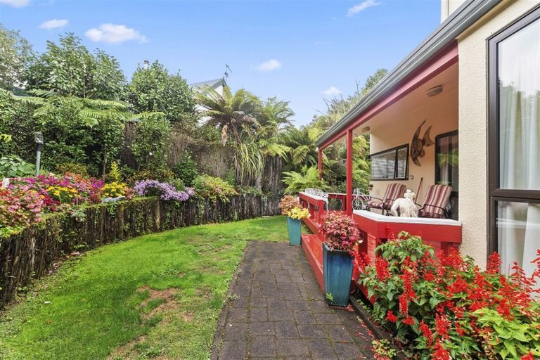 Photo of property in 74c Grand Vue Road, Kawaha Point, Rotorua, 3010