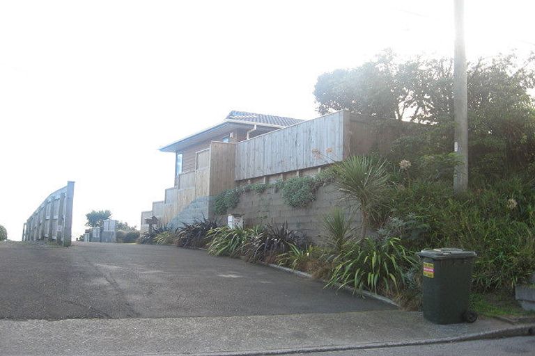 Photo of property in 44 Ames Street, Paekakariki, 5034