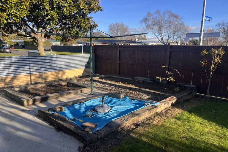 Photo of property in 2 Snowdon Avenue, Terrace End, Palmerston North, 4410