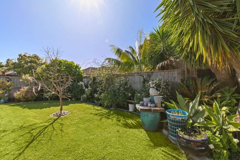Photo of property in 24 Kupe Drive, Whitianga, 3510