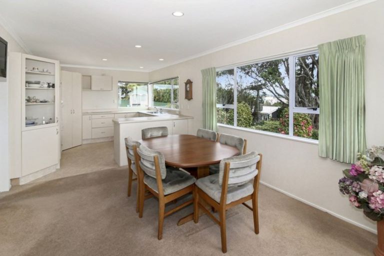 Photo of property in 16d Burns Street, Westown, New Plymouth, 4310