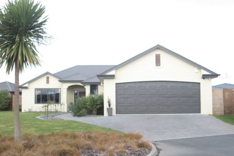 Photo of property in 5 Kingsbury Court, Rototuna North, Hamilton, 3210