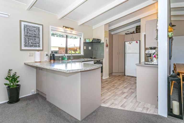 Photo of property in 225 Moana Anu Anu Avenue, Whangamata, 3620