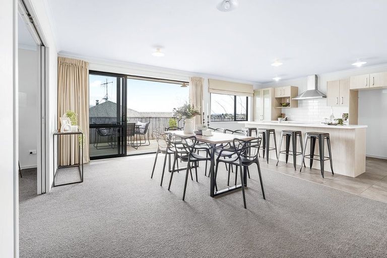 Photo of property in 15 Jack Rise, Grandview Heights, Hamilton, 3200