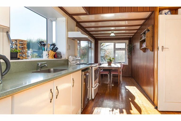 Photo of property in 35 Hillier Place, Spreydon, Christchurch, 8024