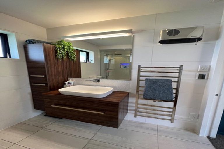 Photo of property in 20 Ashley Drive, Paroa, Greymouth, 7805