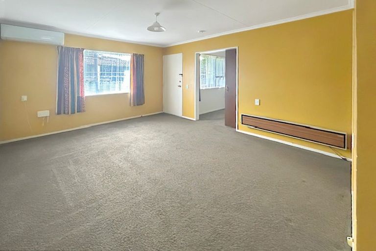 Photo of property in 19c Churchill Avenue, Hokowhitu, Palmerston North, 4410