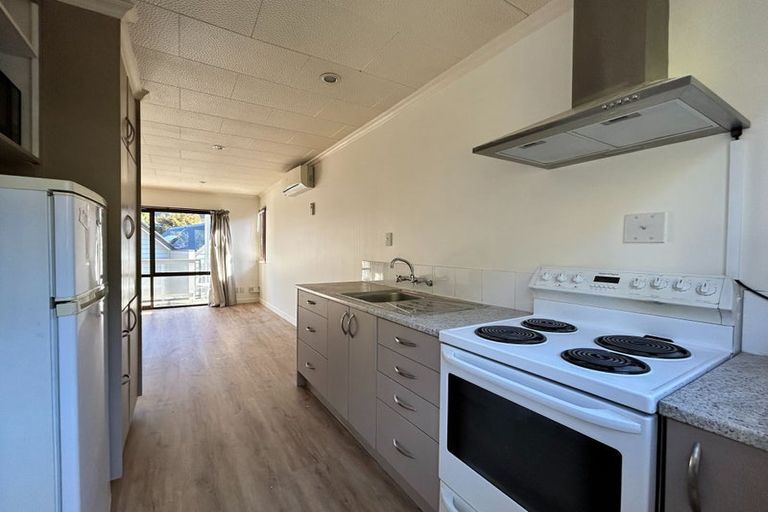 Photo of property in 24/70 Robins Road, Queenstown, 9300