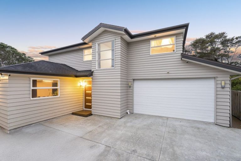 Photo of property in 1a Miro Street, New Lynn, Auckland, 0600