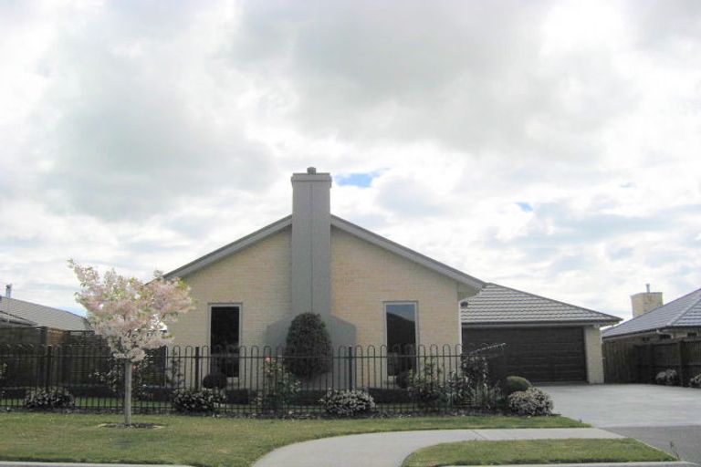 Photo of property in 15 Paget Drive, Woodend, 7610