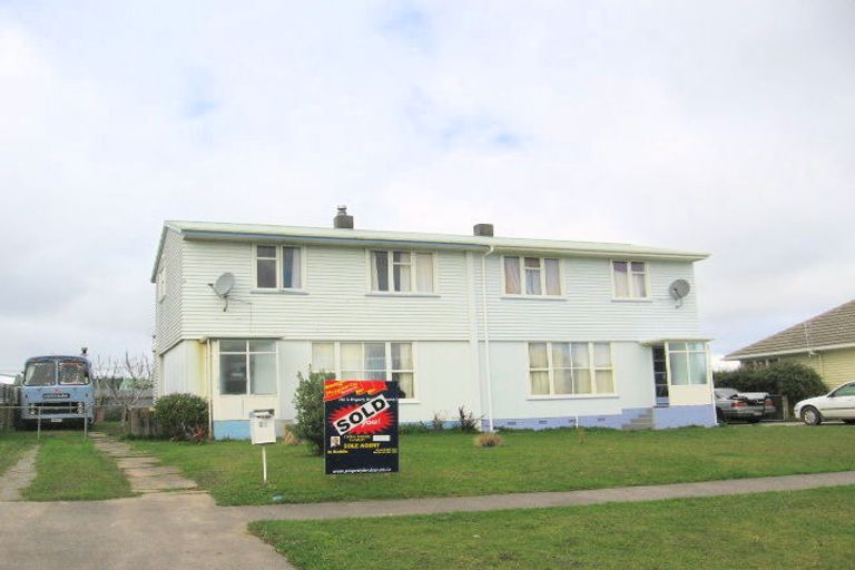 Photo of property in 19 Mccorkindale Street, Feilding, 4702