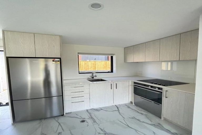 Photo of property in 7/14 Wilsher Crescent, Henderson, Auckland, 0612