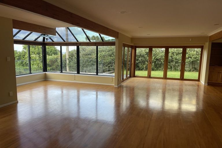 Photo of property in 5 Tiri Road, Takapuna, Auckland, 0620