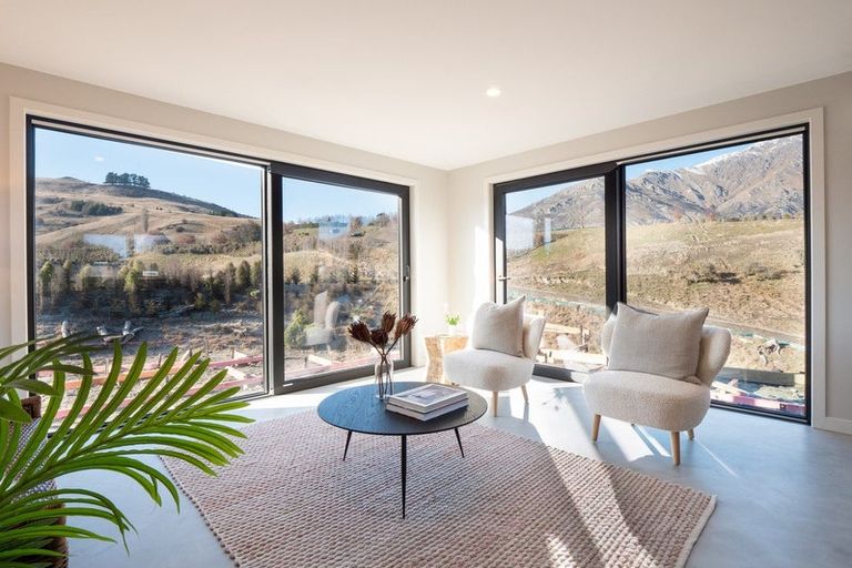 Photo of property in 9 Longlands Street, Lake Hayes, Queenstown, 9304