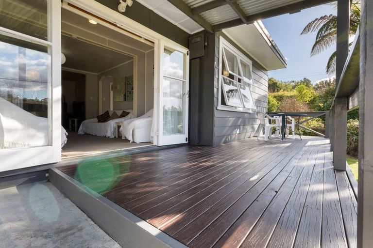 Photo of property in 18 Oxford Road, Lake Rotoma, Rotorua, 3074