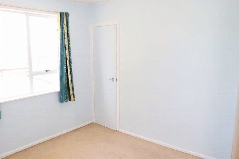 Photo of property in 5 Glenn Street, Castlecliff, Whanganui, 4501