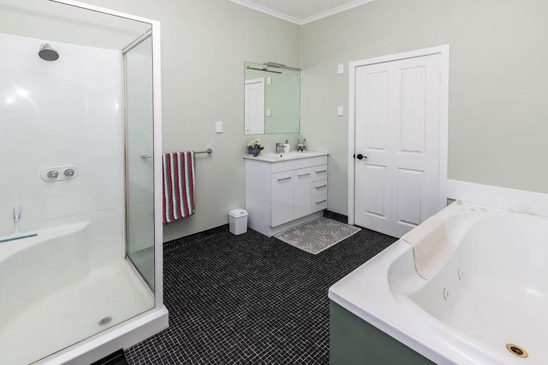 Photo of property in 2 Tudor Street, Hokitika, 7810