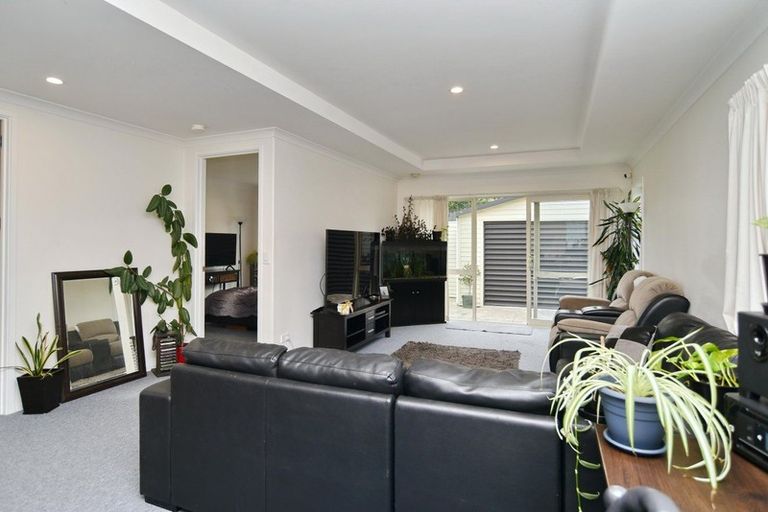 Photo of property in 200 Keyes Road, New Brighton, Christchurch, 8083