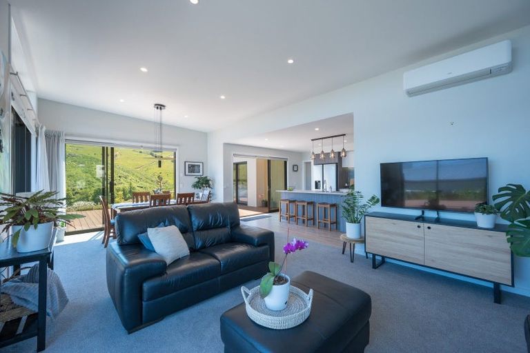 Photo of property in 18 Hill Tops Way, Stoke, Nelson, 7011