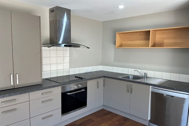 Photo of property in 9/190 Lincoln Road, Addington, Christchurch, 8024