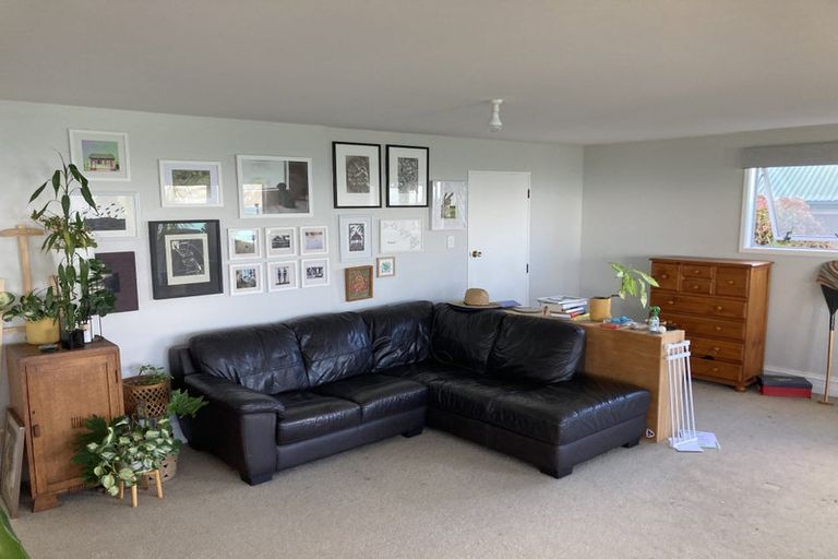 Photo of property in 5 Ogilvy Terrace, Plimmerton, Porirua, 5026