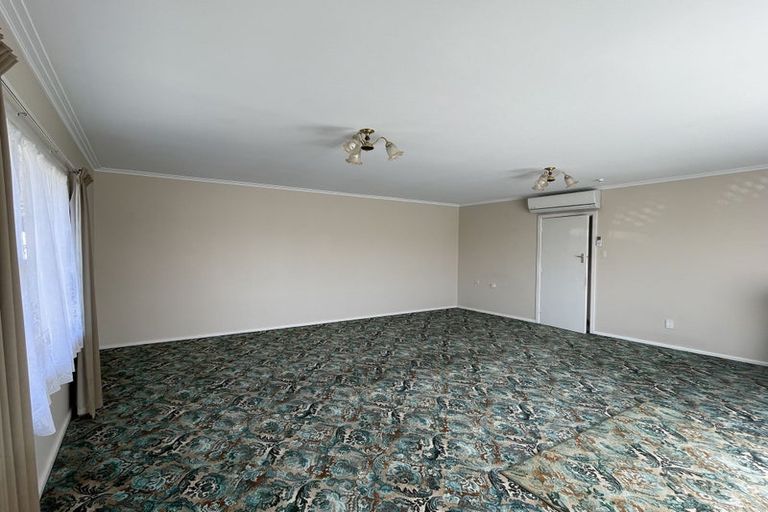 Photo of property in 54 Withells Road, Avonhead, Christchurch, 8042